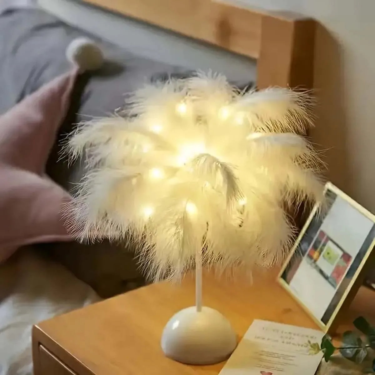 Feather LED Table Lamp