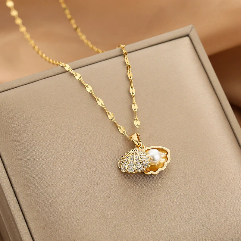 Openable Shell Pearl Necklace